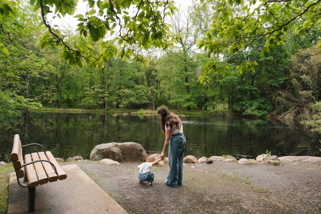 A mom and her child play in a park in Wyckoff New Jersey for a photoshoot!