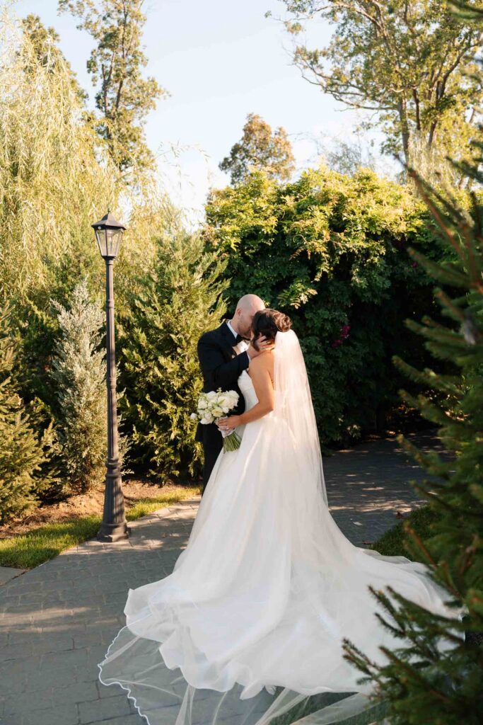 A chic wedding at Park Loft in New Jersey.