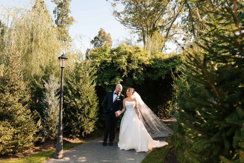 A chic wedding at Park Loft in New Jersey.