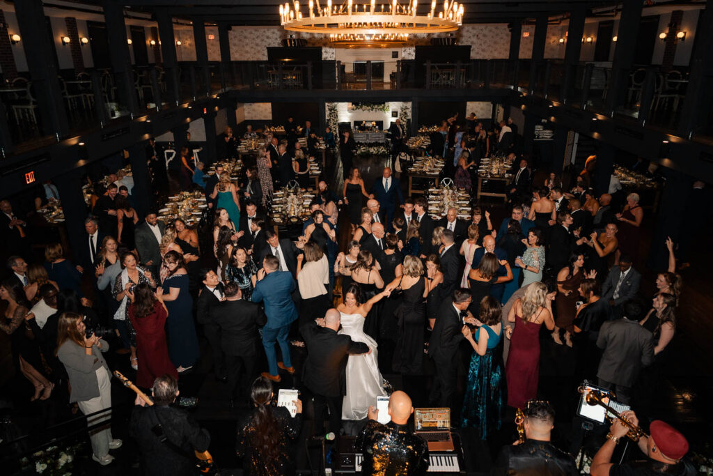 A chic wedding at Park Loft in New Jersey.