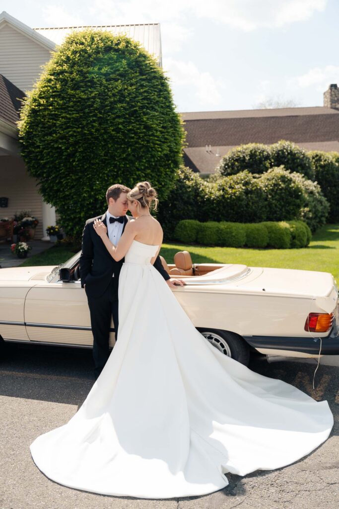 Vintage inspired wedding photography at Indian Trail Club in Franklin Lakes, New Jersey.