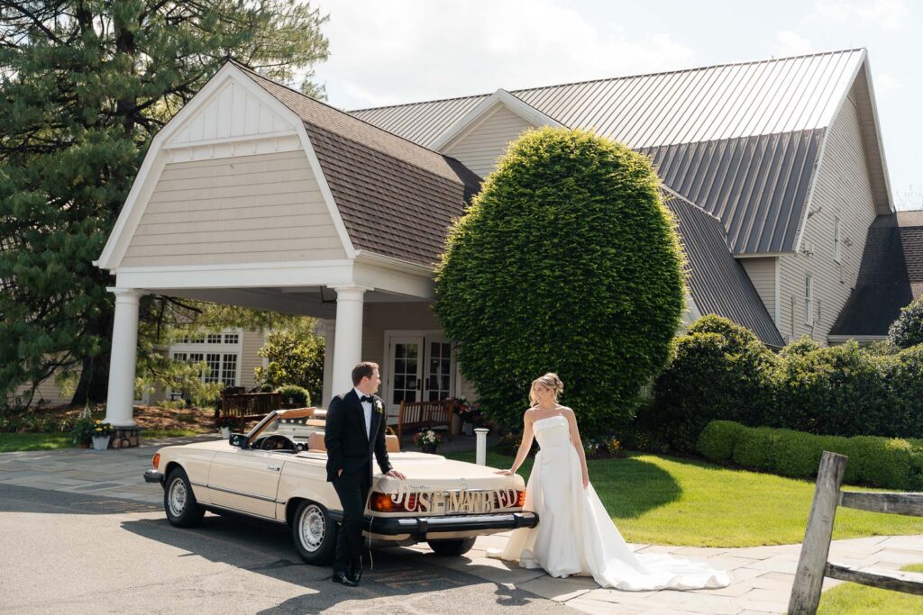 Vintage inspired wedding photography at Indian Trail Club in Franklin Lakes, New Jersey.