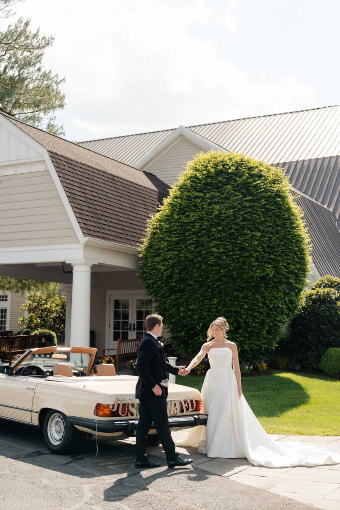 Vintage inspired wedding photography at Indian Trail Club in Franklin Lakes, New Jersey.