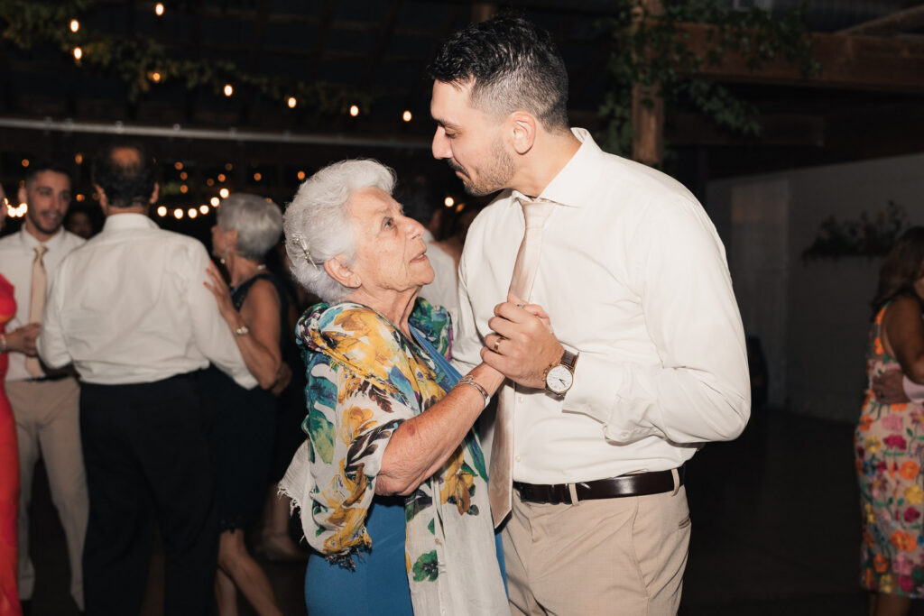 A colorful summer wedding at Johnson Locust Hall Farm in New Jersey.