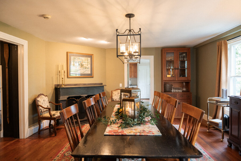 A rustic, equestrian mansion to get ready on your wedding day in a New Jersey wedding venue.